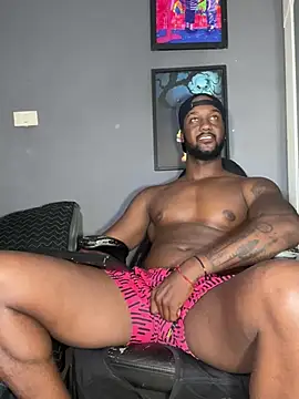 Snapshot of blackdrey18 chatting on 02-18-25, 06:15 blackdrey18 online show from 02-18-25, 06:15