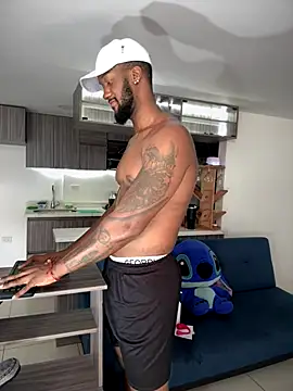 Snapshot of blackdrey18 chatting on 09-09-25, 02:16 blackdrey18 online show from 09-09-25, 02:16