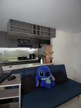 Snapshot of blackdrey18 chatting on 11-07-25, 01:00 blackdrey18 online show from 11-07-25, 01:00