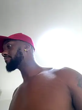 Snapshot of blackdrey18 chatting on 11-12-25, 08:41 blackdrey18 online show from 11-12-25, 08:41