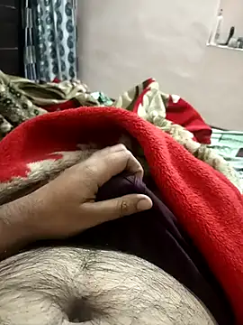 Snapshot of witchhunter1 chatting on 11-12-25, 08:30 witchhunter1 online show from 11-12-25, 08:30