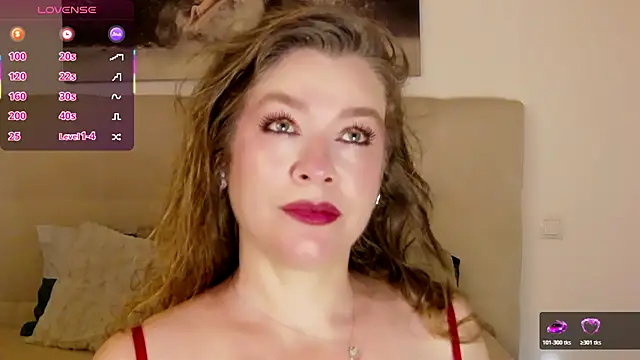 Snapshot of PetersEmily chatting on 07-19-26, 09:51 PetersEmily online show from 07-19-26, 09:51