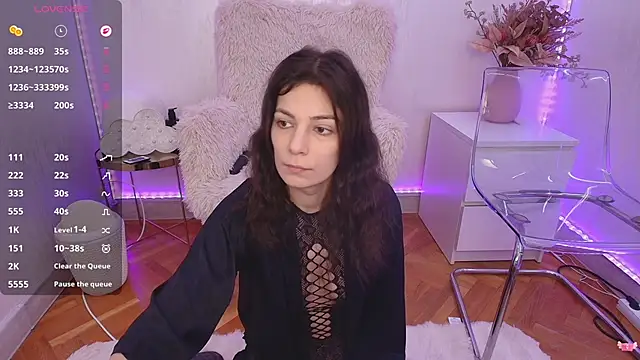 Snapshot of Anna_Lewis chatting on 05-04-26, 06:31 Anna Lewis online show from 05-04-26, 06:31