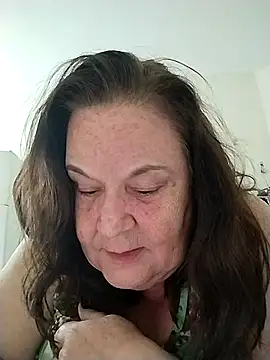 Yaya Mineira online show from 10-10-25, 03:33