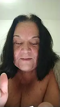 Yaya Mineira online show from 06-07-26, 01:21