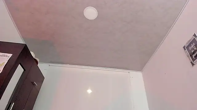 alicia rouusel online show from 03-19-25, 03:52
