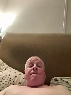 Snapshot of locallad88 chatting on 02-10-25, 05:19 locallad88 online show from 02-10-25, 05:19