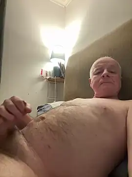 Snapshot of locallad88 chatting on 03-09-25, 06:43 locallad88 online show from 03-09-25, 06:43