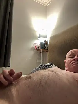 Snapshot of locallad88 chatting on 03-23-25, 12:47 locallad88 online show from 03-23-25, 12:47