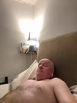 Snapshot of locallad88 chatting on 09-14-25, 09:25 locallad88 online show from 09-14-25, 09:25