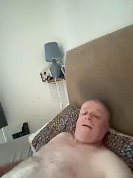 Snapshot of locallad88 chatting on 09-30-25, 06:51 locallad88 online show from 09-30-25, 06:51