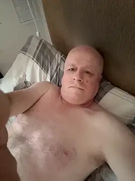 Snapshot of locallad88 chatting on 11-02-25, 08:17 locallad88 online show from 11-02-25, 08:17