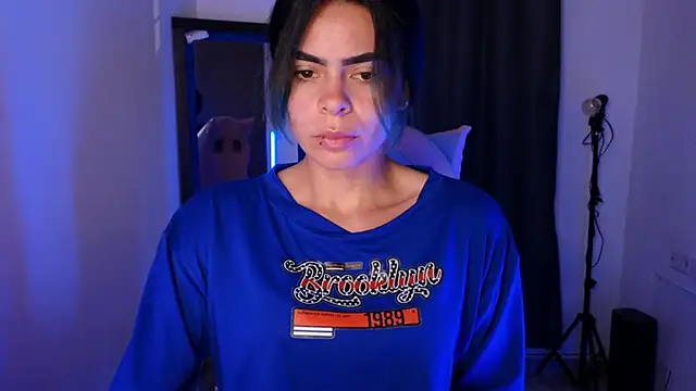 Snapshot of sexyladyy_ chatting on 10-30-25, 11:05 sexyladyy online show from 10-30-25, 11:05