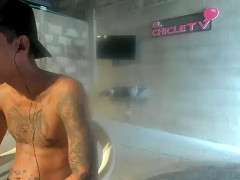 Snapshot of EL-CHICLE-TV chatting on 12-26-24, 09:58 EL-CHICLE-TV online show from 12-26-24, 09:58