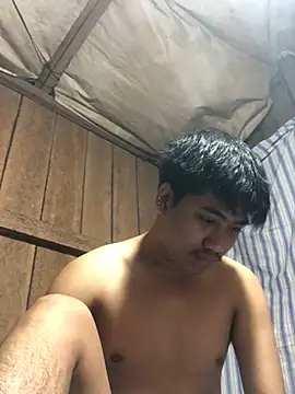 Snapshot of gaysucker6969 chatting on 01-10-26, 12:18 gaysucker6969 online show from 01-10-26, 12:18