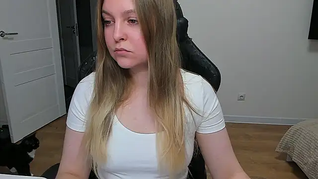 Snapshot of stacy_miracle chatting on 02-04-26, 03:29 stacy miracle online show from 02-04-26, 03:29