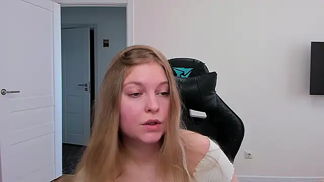 Snapshot of stacy_miracle chatting on 02-23-26, 10:56 stacy miracle online show from 02-23-26, 10:56