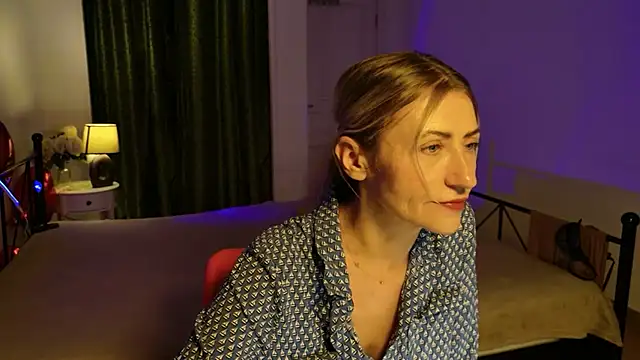 ZoeGrant online show from 07-02-26, 05:41