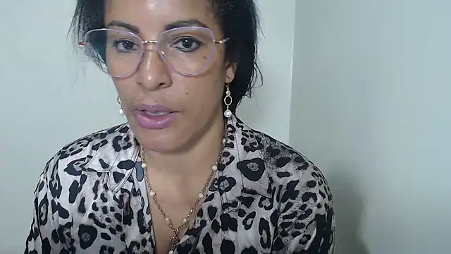 Snapshot of kateleyagrey chatting on 07-11-26, 07:27 kateleyagrey online show from 07-11-26, 07:27