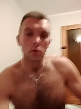 liderek83 online show from 09-18-25, 10:56