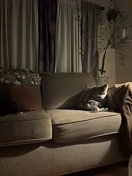 Snapshot of ClumsyLink chatting on 11-19-25, 08:58 ClumsyLink online show from 11-19-25, 08:58