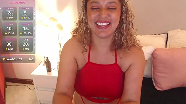 Snapshot of Sofii_Diaz chatting on 01-23-25, 03:01 Sofii Diaz online show from 01-23-25, 03:01