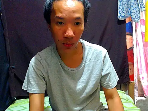 Snapshot of AsianNaughtiesMistress chatting on 05-12-26, 07:27 AsianNaughtiesMistress online show from 05-12-26, 07:27