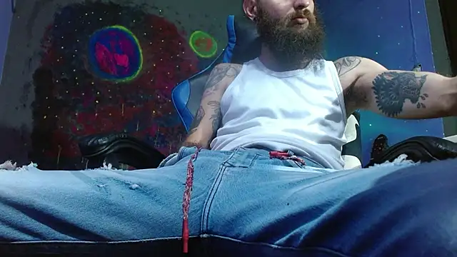 Snapshot of Tatted21xxx chatting on 01-15-25, 06:54 Tatted21xxx online show from 01-15-25, 06:54
