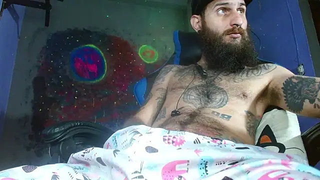 Snapshot of Tatted21xxx chatting on 02-18-25, 05:09 Tatted21xxx online show from 02-18-25, 05:09