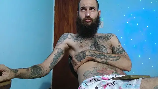 Snapshot of Tatted21xxx chatting on 03-04-25, 02:32 Tatted21xxx online show from 03-04-25, 02:32