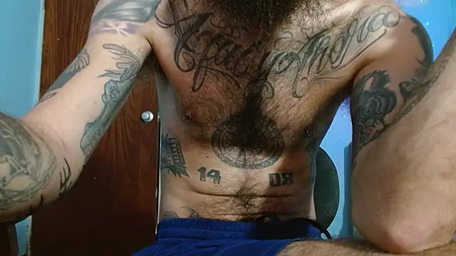 Snapshot of Tatted21xxx chatting on 03-05-25, 02:12 Tatted21xxx online show from 03-05-25, 02:12