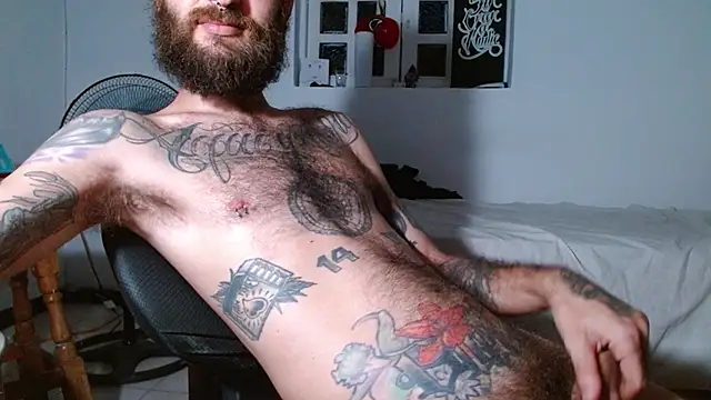Snapshot of Tatted21xxx chatting on 10-06-25, 11:02 Tatted21xxx online show from 10-06-25, 11:02
