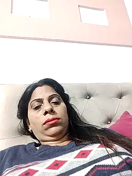 Snapshot of Manmohini123 chatting on 02-16-25, 06:21 Manmohini123 online show from 02-16-25, 06:21