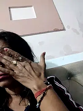 Snapshot of Manmohini123 chatting on 03-05-25, 02:36 Manmohini123 online show from 03-05-25, 02:36