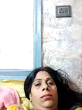 Snapshot of Manmohini123 chatting on 03-07-25, 11:18 Manmohini123 online show from 03-07-25, 11:18