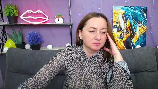 Snapshot of Abby_Taylorr chatting on 01-19-25, 04:46 Abby Taylorr online show from 01-19-25, 04:46