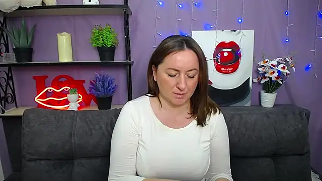 Snapshot of Abby_Taylorr chatting on 03-22-25, 10:28 Abby Taylorr online show from 03-22-25, 10:28