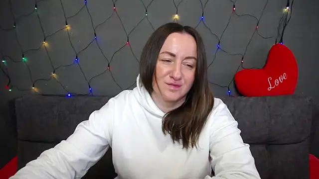 Snapshot of Abby_Taylorr chatting on 02-17-26, 07:38 Abby Taylorr online show from 02-17-26, 07:38