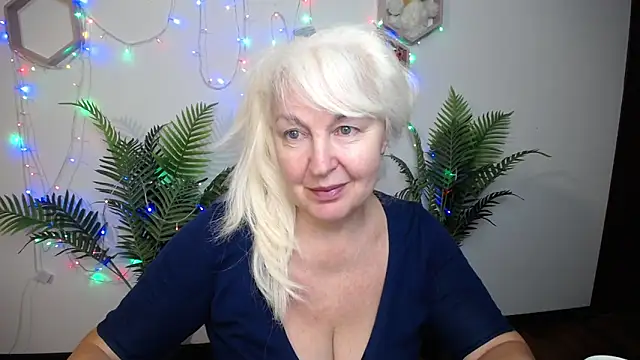 BlondyLeeBest online show from 03-24-26, 07:30