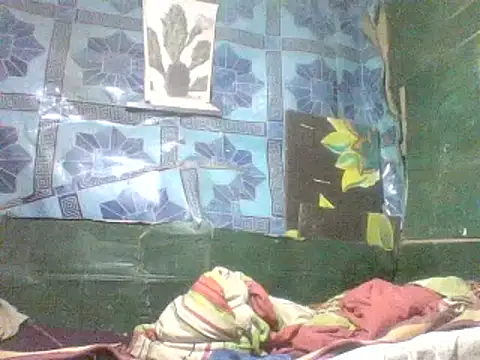 Snapshot of hairybushpussyxx1 chatting on 02-28-25, 05:15 hairybushpussyxx1 online show from 02-28-25, 05:15