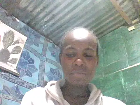 Snapshot of hairybushpussyxx1 chatting on 03-13-25, 03:00 hairybushpussyxx1 online show from 03-13-25, 03:00