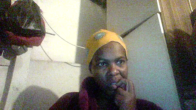 Snapshot of hairybushpussyxx1 chatting on 11-06-25, 01:39 hairybushpussyxx1 online show from 11-06-25, 01:39