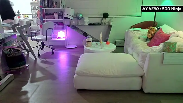 Snapshot of Vesaaa chatting on 10-10-25, 02:21 Vesaaa online show from 10-10-25, 02:21