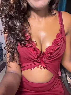 Snapshot of Indian-Squirt chatting on 04-20-26, 07:15 Indian-Squirt online show from 04-20-26, 07:15