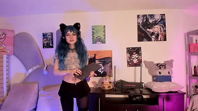 Snapshot of lolaaa_bunny1 chatting on 04-04-26, 05:27 lolaaa bunny1 online show from 04-04-26, 05:27