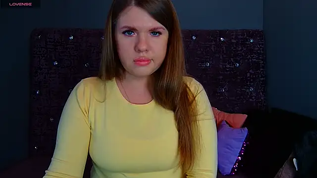 Snapshot of NoraBigAss chatting on 12-23-24, 11:39 NoraBigAss online show from 12-23-24, 11:39
