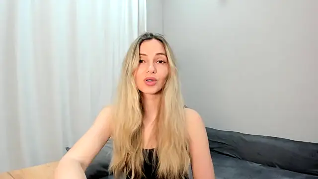  DarkRose  online show from 02-27-26, 04:07