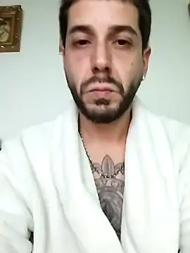 Snapshot of LoGaNfree88 chatting on 01-12-26, 02:06 LoGaNfree88 online show from 01-12-26, 02:06