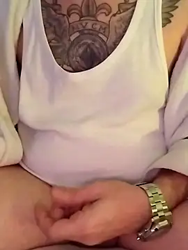 Snapshot of LoGaNfree88 chatting on 02-06-26, 02:27 LoGaNfree88 online show from 02-06-26, 02:27