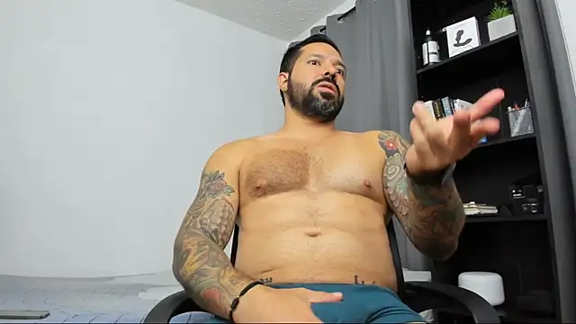 Pierre Vidal online show from 03-11-25, 01:37